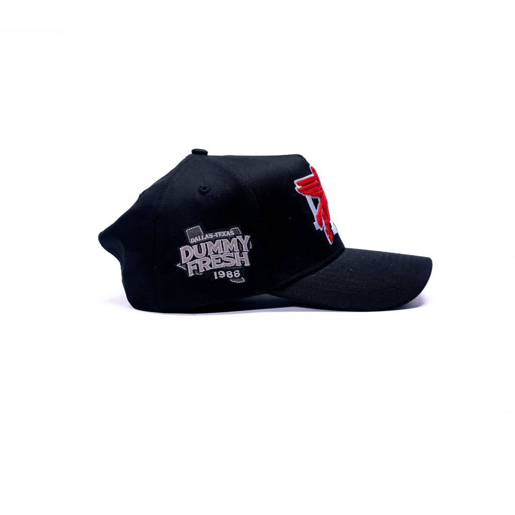 DAL PEGASUS BLACK & RED