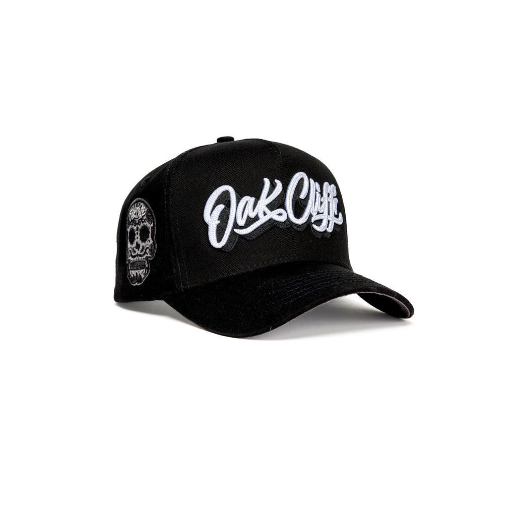 OAK CLIFF CO BLACK & WHITE